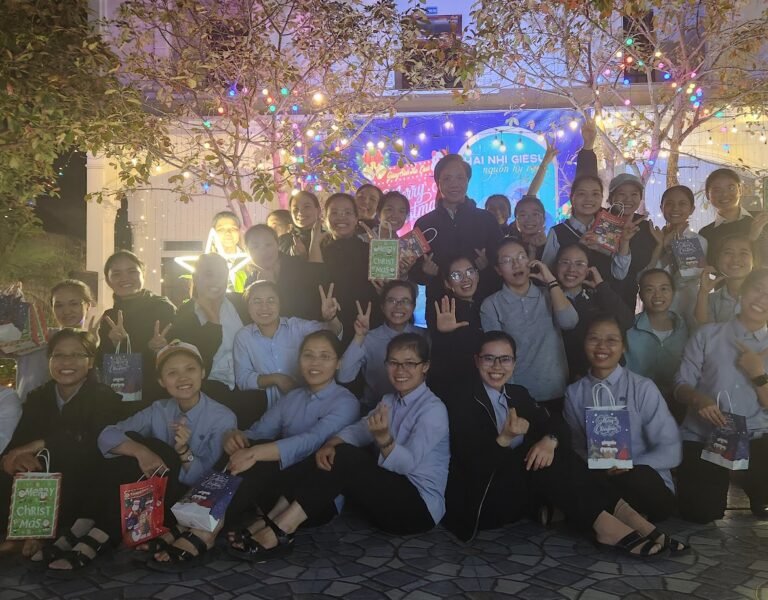 Giáng Sinh Ấm Áp